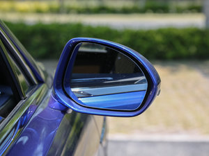 2017V8 S Mulliner (x)(ji)^