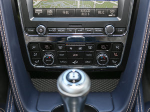 2017款V8 S Mulliner 空调调节