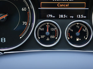 2017V8 S Mulliner п؅^