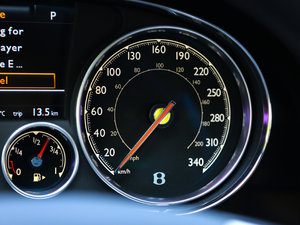 2017V8 S Mulliner п؅^