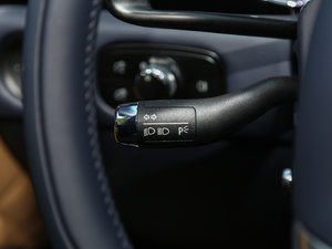 2017V8 S Mulliner п؅^