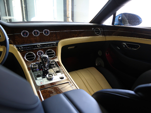 20186.0T GT W12 п؅^(q)