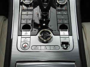 20186.0T GT W12 п؅^