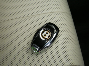 20186.0T GT W12 ܇耳