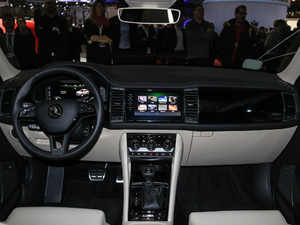 2018��L&K �п؅^