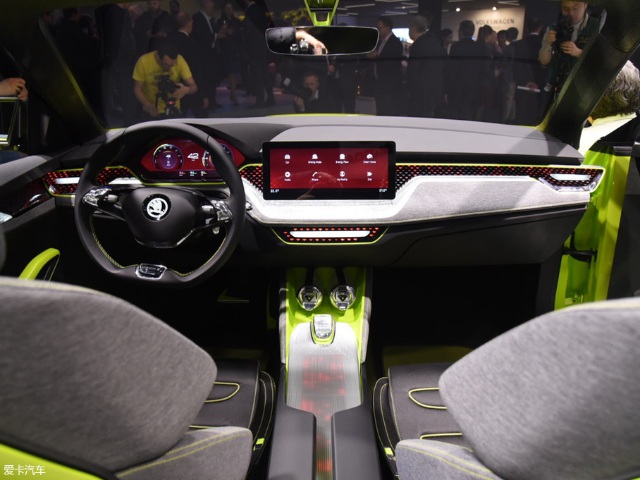 2018��VISION X ����܇