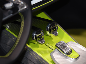 2018�����܇ �п؅^