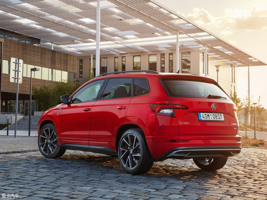 2018KAROQ() Sportline