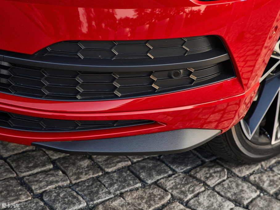 2018KAROQ() Sportline