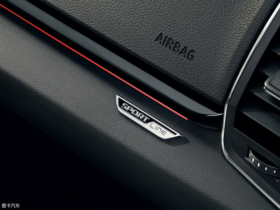 2018KAROQ() Sportline