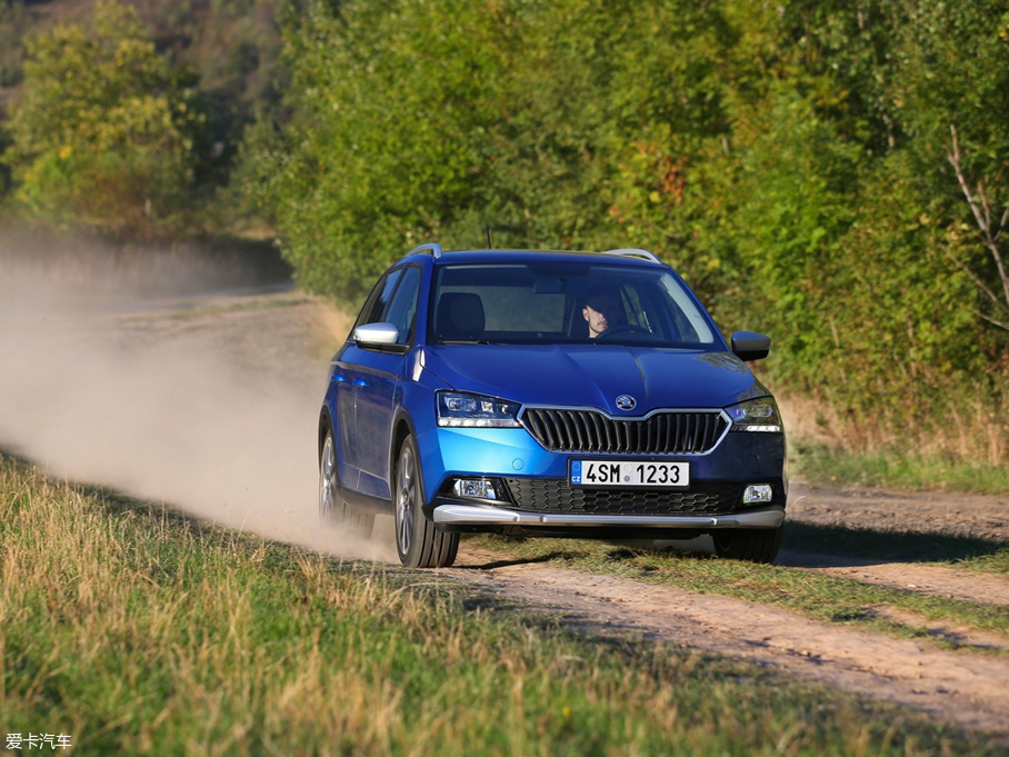 2019��J(����) Combi Scoutline