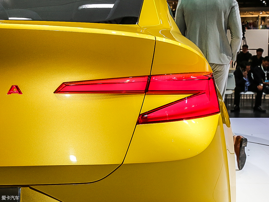 2019��VISION iV Concept