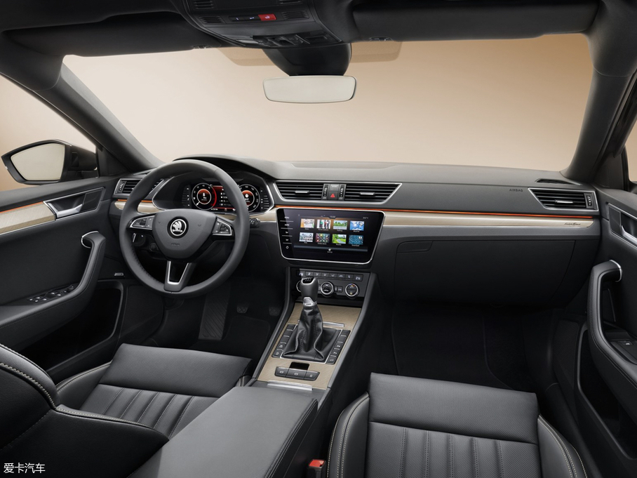 2019��Superb Laurin & Klement