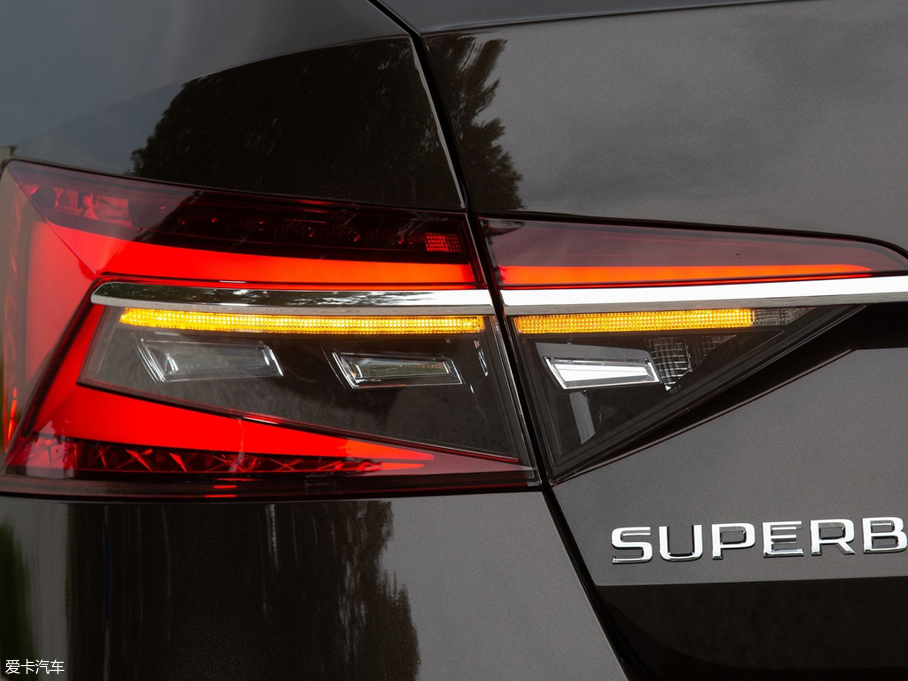 2019��Superb Laurin & Klement