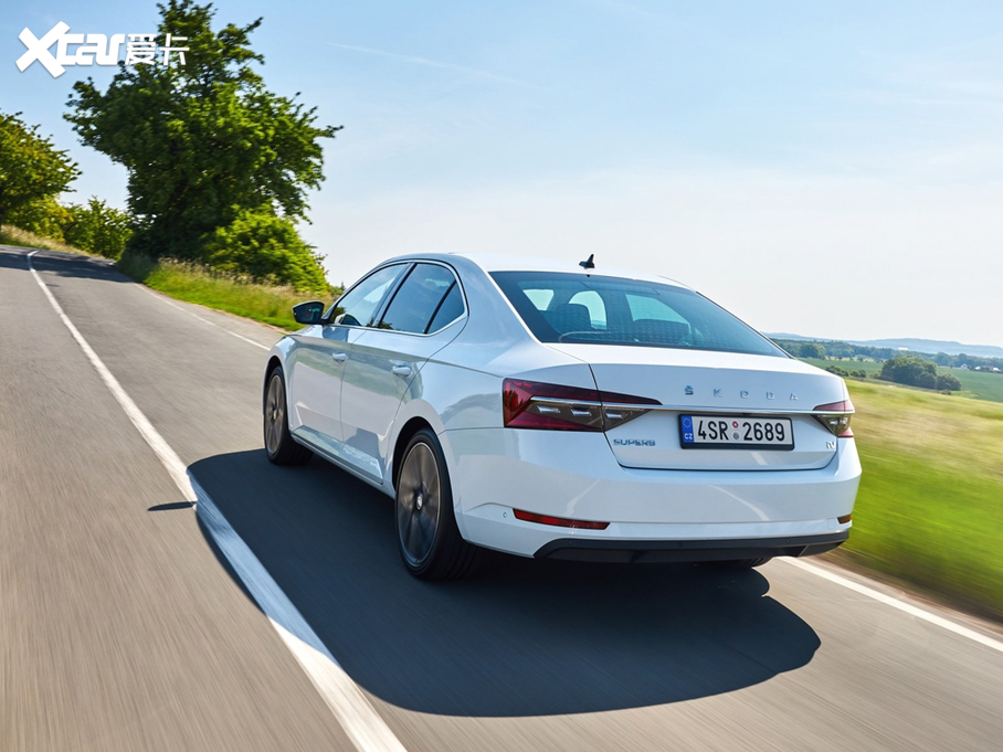 2019��Superb iV