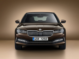 2019��Laurin & Klement ���w���^