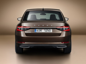 2019��Laurin & Klement ���w���^