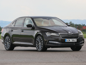 2019��Laurin & Klement ���w���^