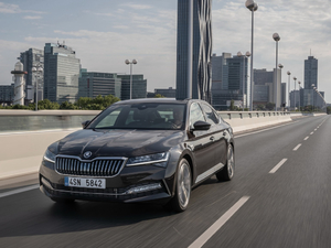 2019��Laurin & Klement ���w���^