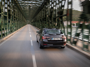 2019��Laurin & Klement ���w���^