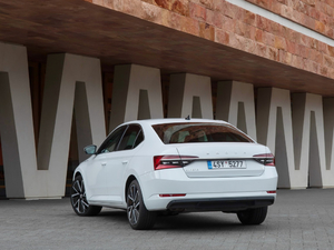 2019��iV ���w���^