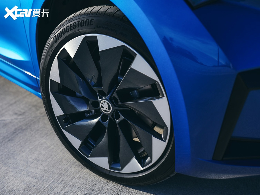 2021��ENYAQ iV Sportline