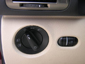 2004�������п���