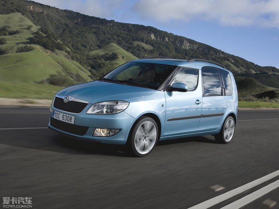 2011��Roomster ������