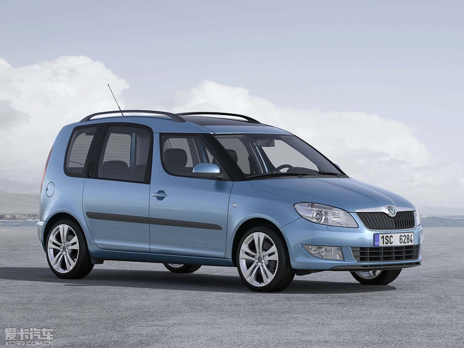 2011��Roomster ������