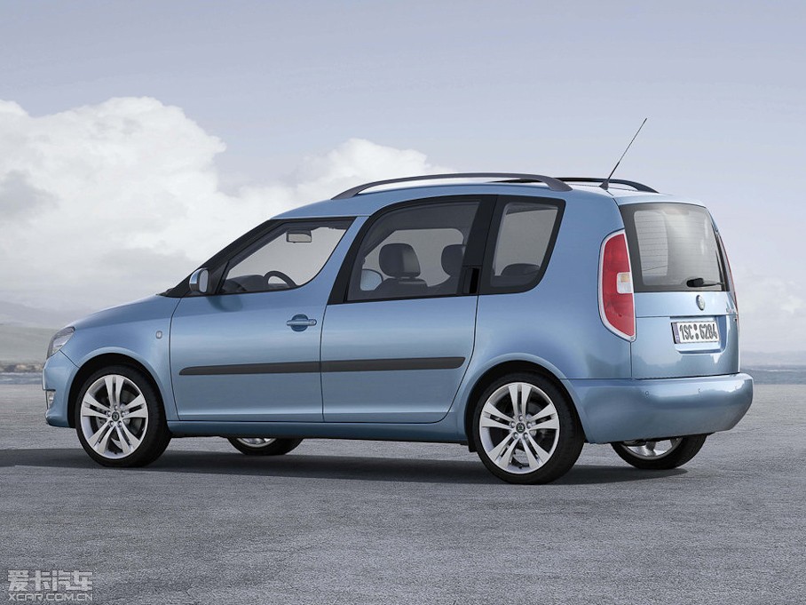 2011��Roomster ������