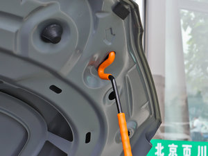 2013款1.8T 尊贵版 其它