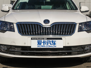 2014款2.0TSI Combi 中网