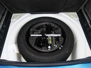 2014款2.0TSI Combi 备胎