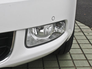 2013款2.0TSI 限量版 前雾灯