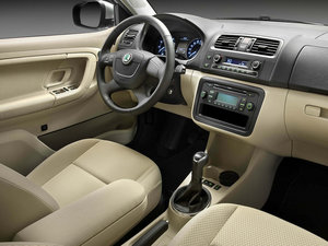 2011款基本型 中控区