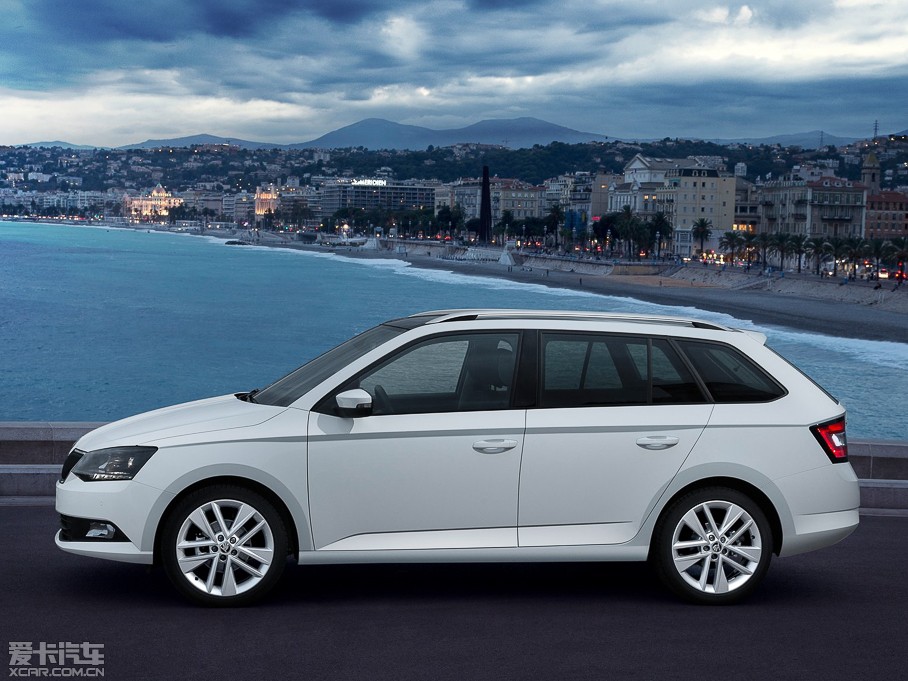 2015��J(����) Combi