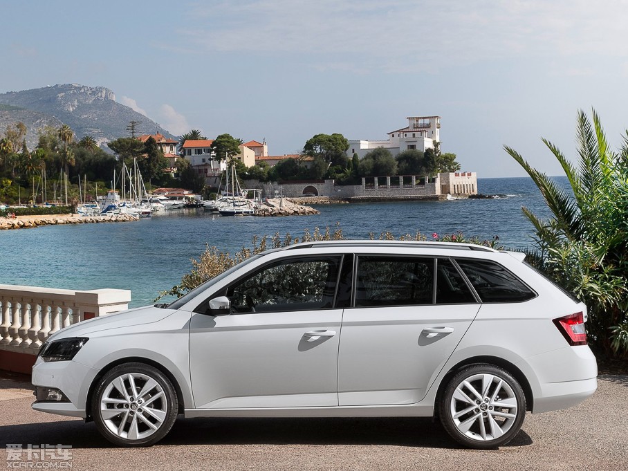 2015��J(����) Combi