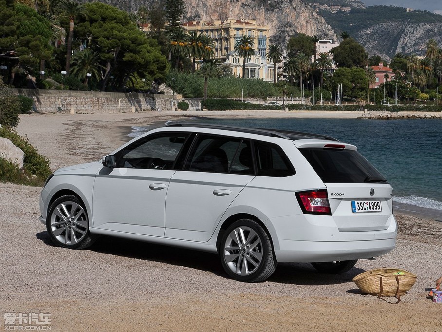 2015��J(����) Combi