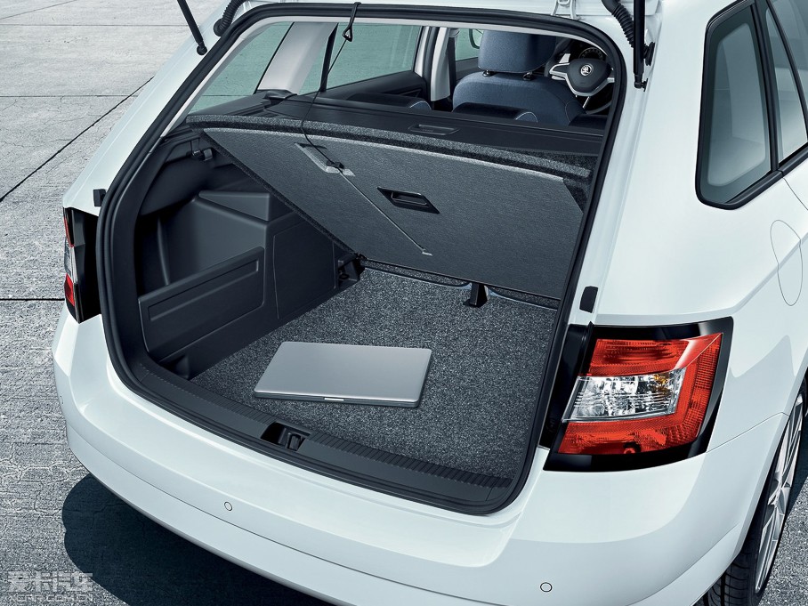 2015��J(����) Combi