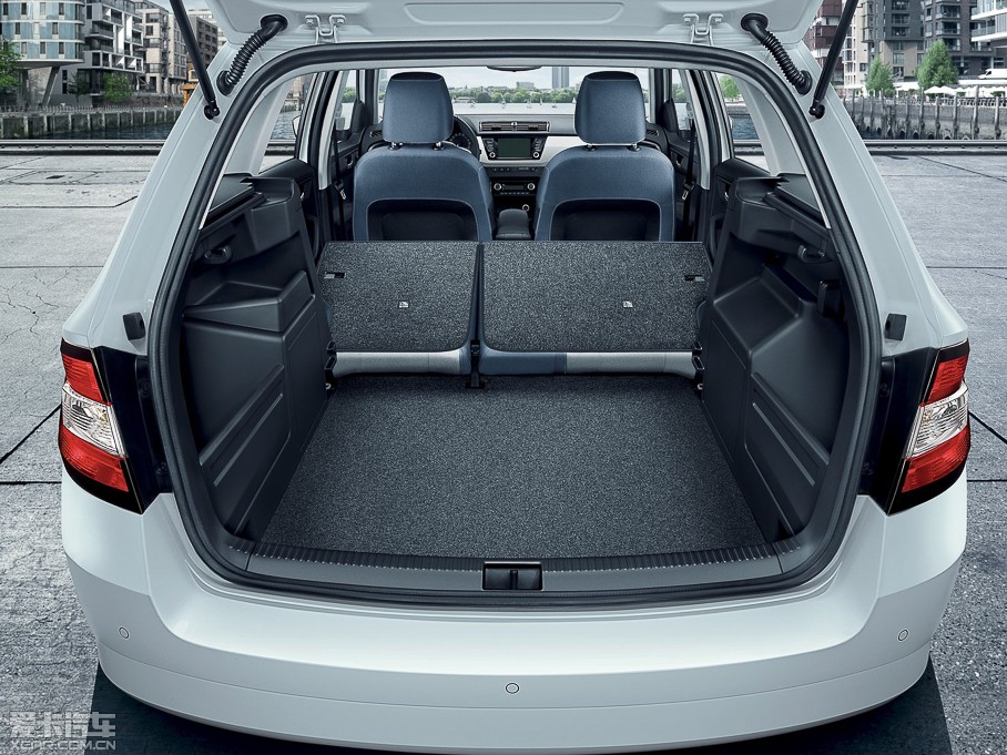 2015��J(����) Combi