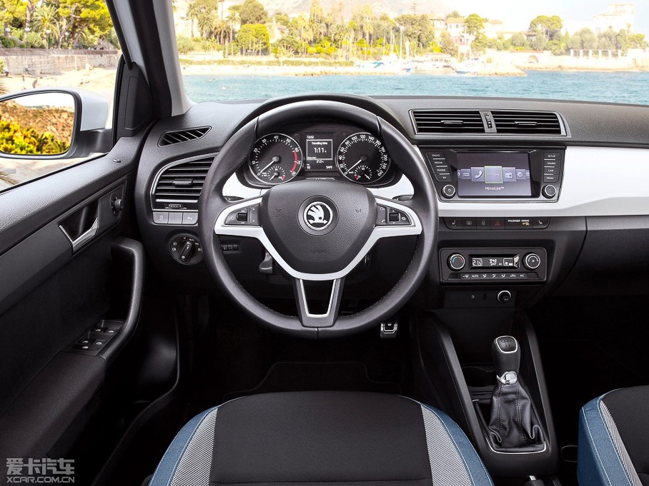 2015��J(����) Combi