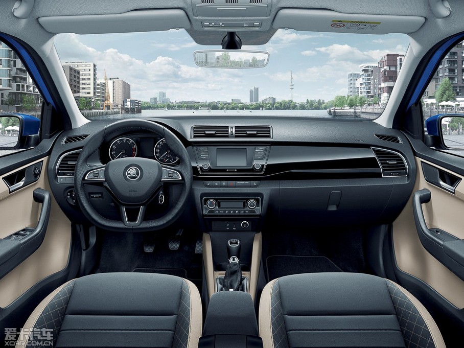 2015��J(����) Combi