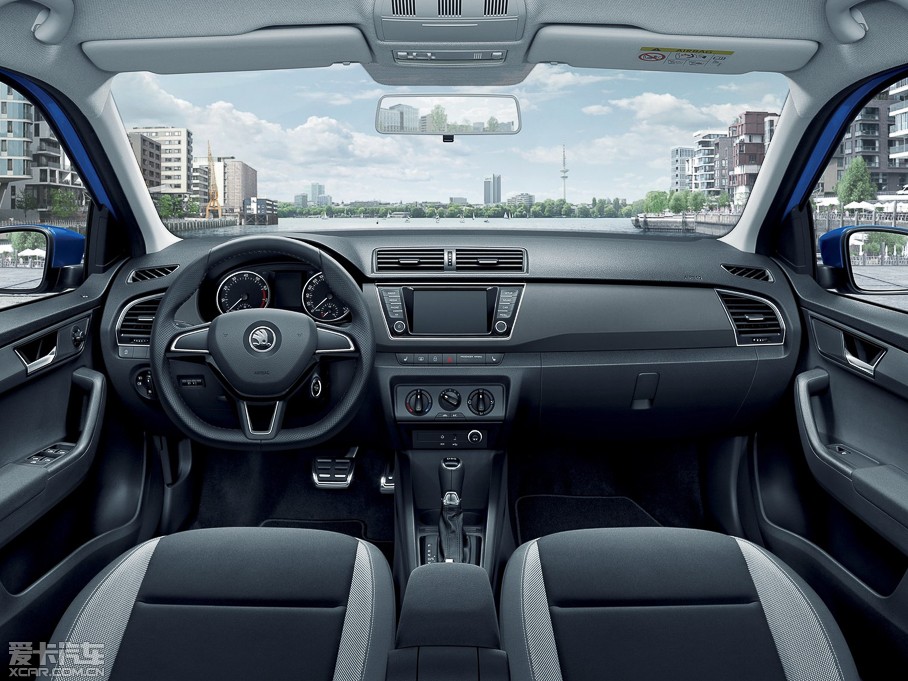 2015��J(����) Combi