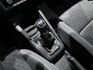 2015������� �п؅^