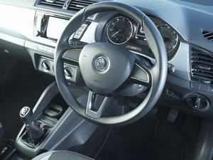 2015������� �п؅^(q��)