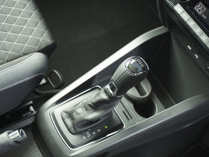 2015������� �п؅^(q��)