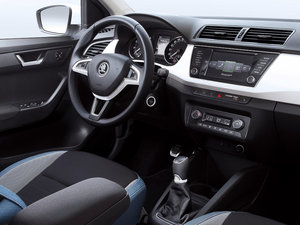 2015��Combi �п؅^