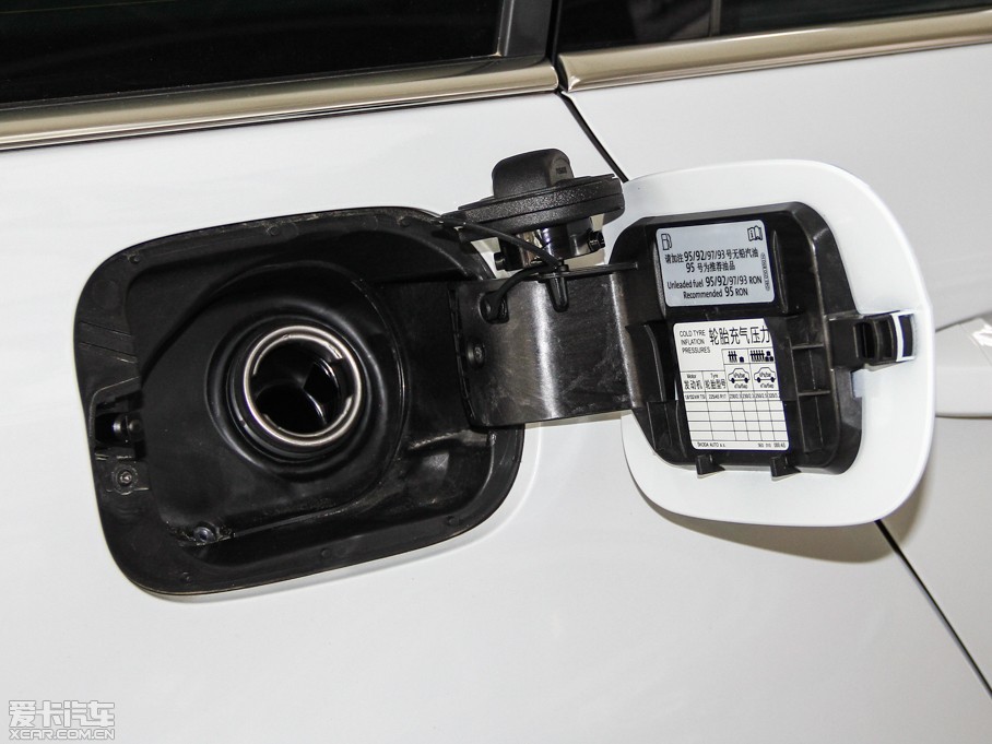 2015�����J����܇(�M(j��n)��) 1.8T �Ԅ�(d��ng)�����