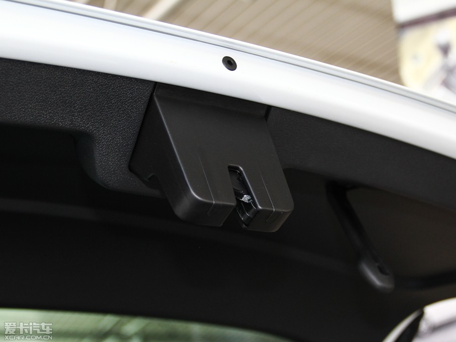 2015J܇(M(jn)) 1.8T Ԅ