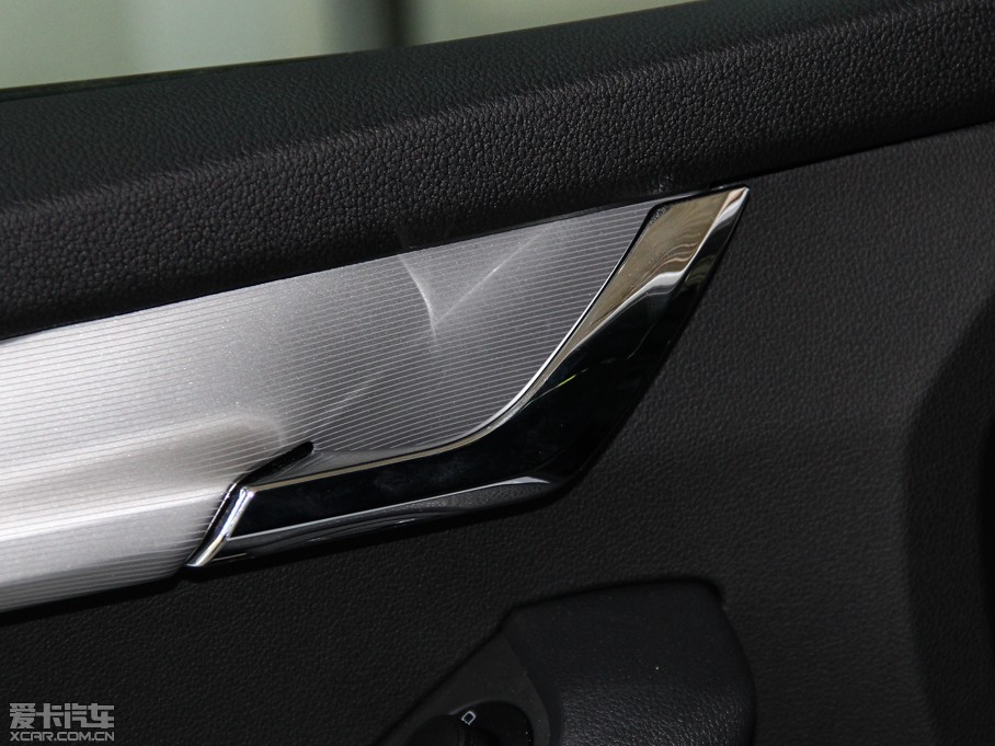 2015J܇(M(jn)) 1.8T Ԅ